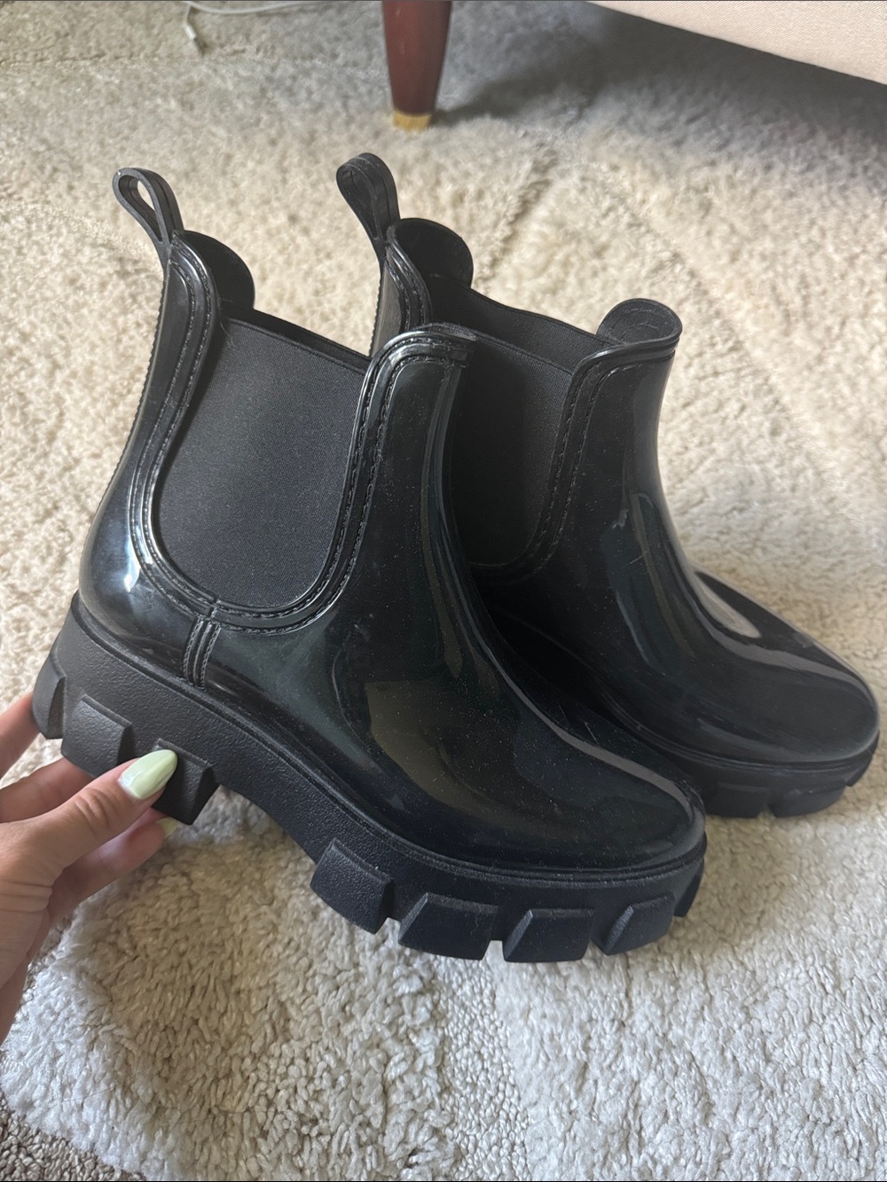 Forever 21 Black Chunky Chelsea Rain Booties